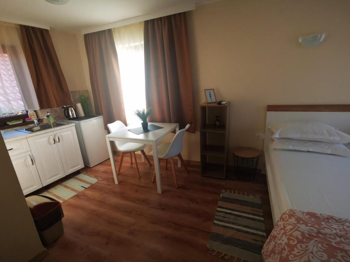 Damaris Hotel โซโซโปล ภายนอก รูปภาพ