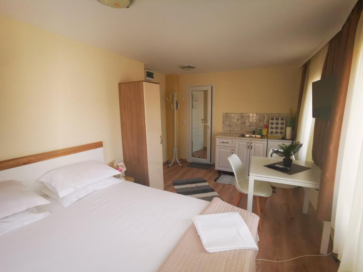 Damaris Hotel โซโซโปล ภายนอก รูปภาพ